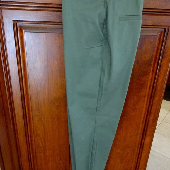 Old Navy Olive Pants for Petite 12 - Picture 1 of 5